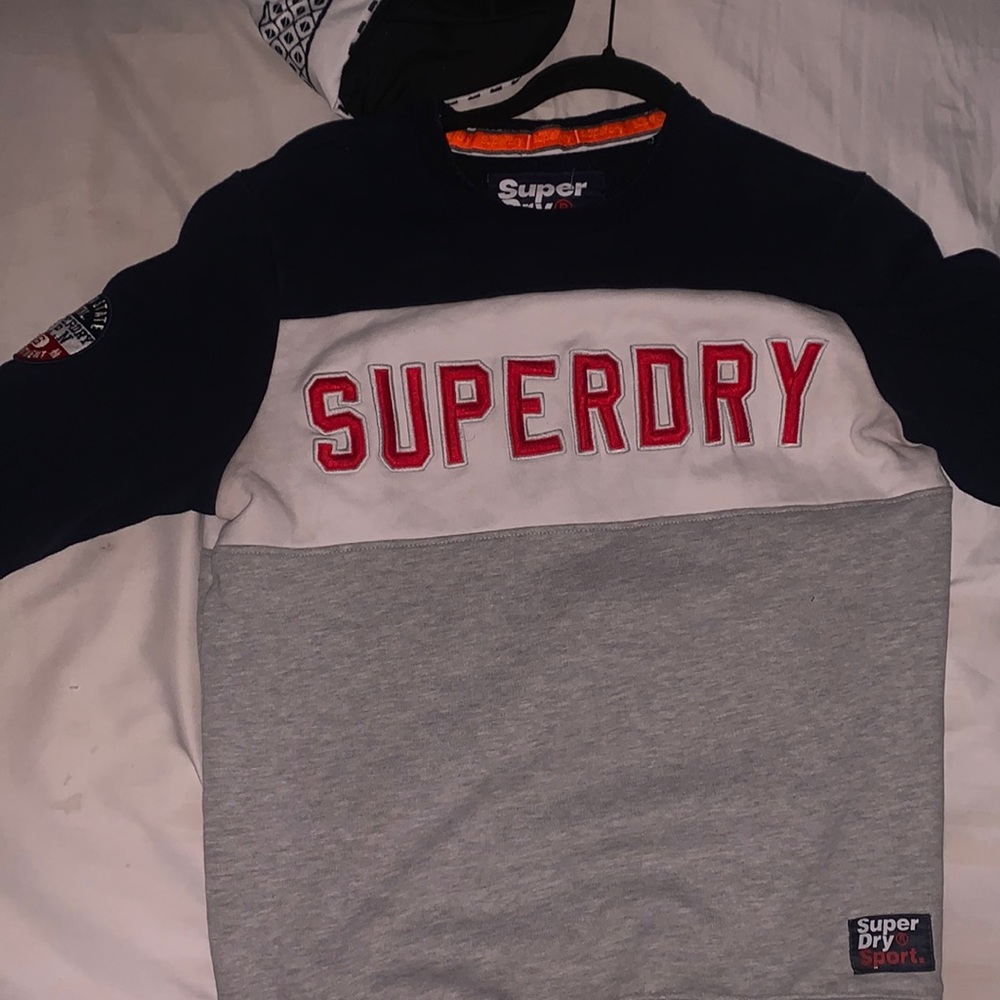 Superdry long sleeve used good condition